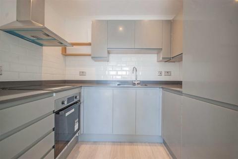 1 bedroom retirement property for sale, Balmoral Court, Springfield Road, City Centre, Chelmsford, CM2