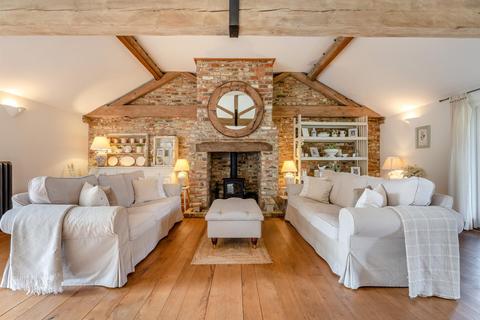 4 bedroom barn conversion for sale, Broadwater Road, West Malling ME19