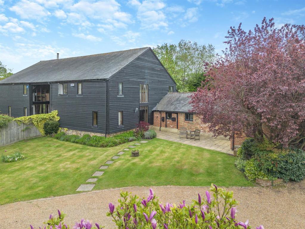 Broadwater Road, West Malling ME19 4 bed barn conversion for sale £