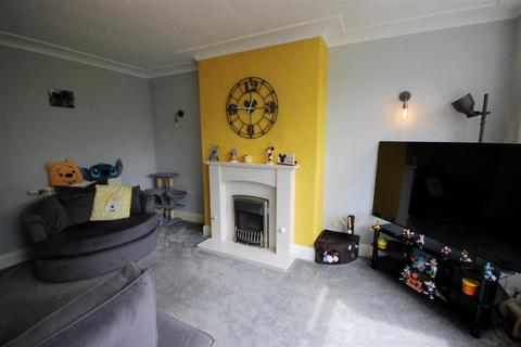 2 bedroom terraced house for sale, Woodroyd Gardens, Luddendenfoot HX2