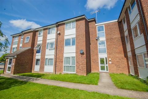 1 bedroom apartment for sale, Lupin Drive, Springfield, Chelmsford