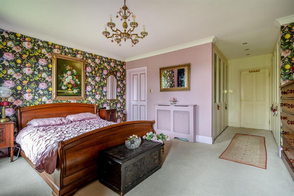 8593517-interior46.jpg
