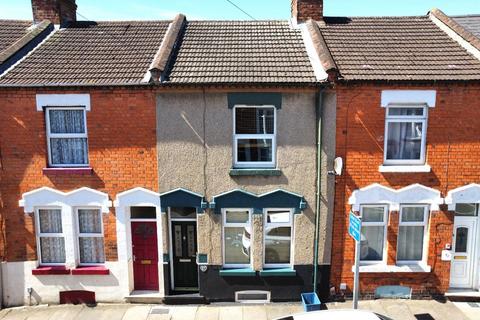 2 bedroom terraced house for sale, Artizan Road, Abington, Northampton NN1