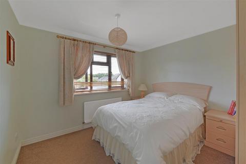 10 Leney Road, Wateringbury, Maidstone, ME18 5DQ