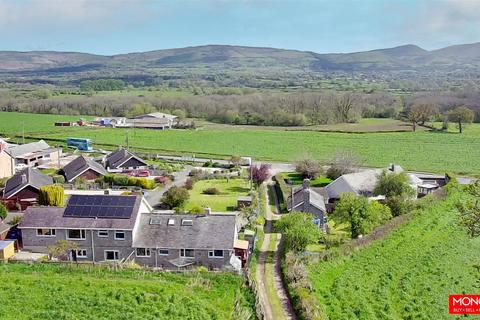 3 bedroom semi-detached bungalow for sale, Llanrhaeadr, Denbigh LL16