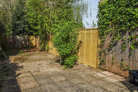 15 Hinton Way, Great Shelford, Cambridge, CB22 5AX
