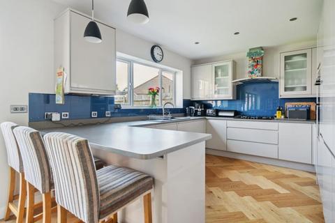 77 Ferncroft Avenue, Ruislip, HA4 9JE