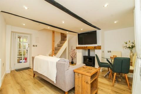 2 bedroom cottage for sale, Crab Lane, Wakefield WF2