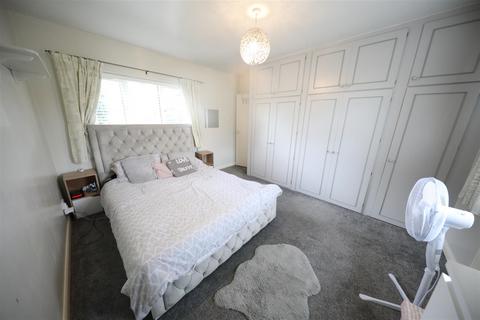 24 Willerby Road, Hull, HU5 5JL