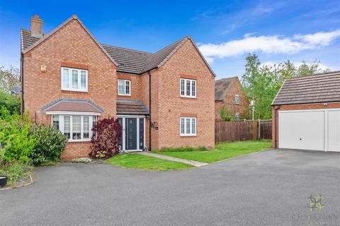 4 bedroom detached house for sale, Wisteria Drive, Evesham WR11