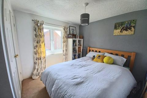 45 Lantern Close, Berkeley, GL13 9DE