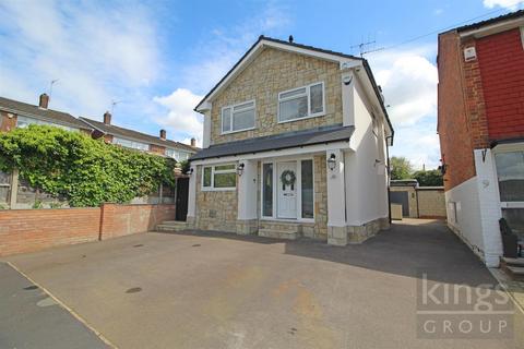 4 bedroom detached house for sale, Rainer Close, Cheshunt, Waltham Cross