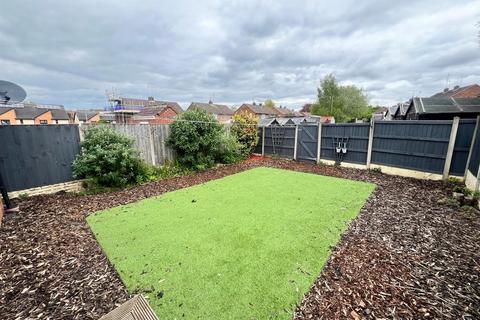 20 Brambleside, Wordsley, Stourbridge, DY8 5XL