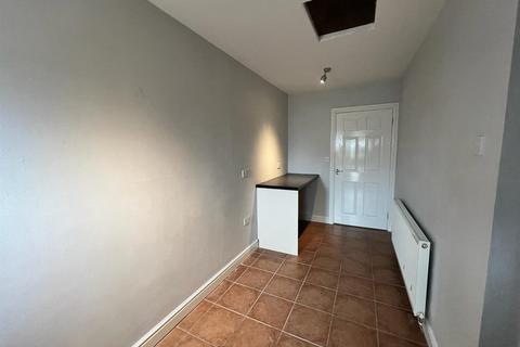20 Brambleside, Wordsley, Stourbridge, DY8 5XL