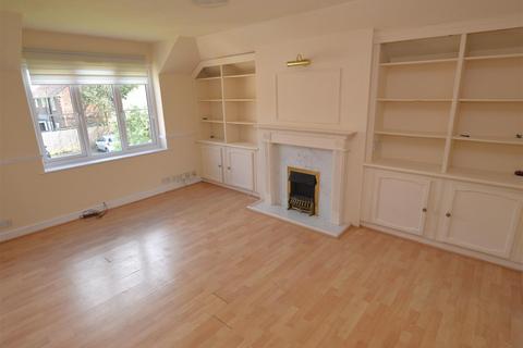 2 bedroom apartment for sale, Rickmansworth Road, Harefield