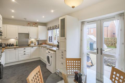 2 Thomas Drive, Killinghall, Harrogate, HG3 2FA
