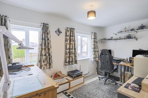 2 Thomas Drive, Killinghall, Harrogate, HG3 2FA