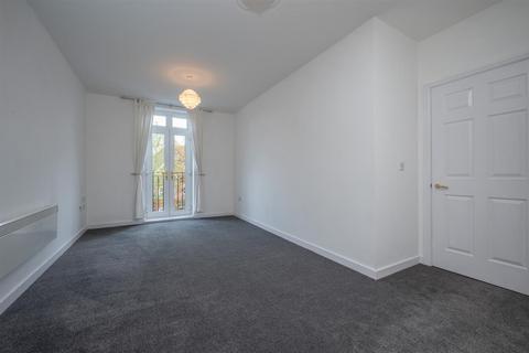 2 bedroom flat for sale, Main Street, Dickens Heath B90