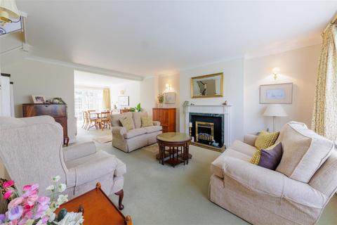 3 bedroom house for sale, Regency Lodge, Weybridge KT13