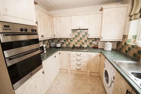 10 Stone Close, Ramsbottom, Bury, BL0 9QQ