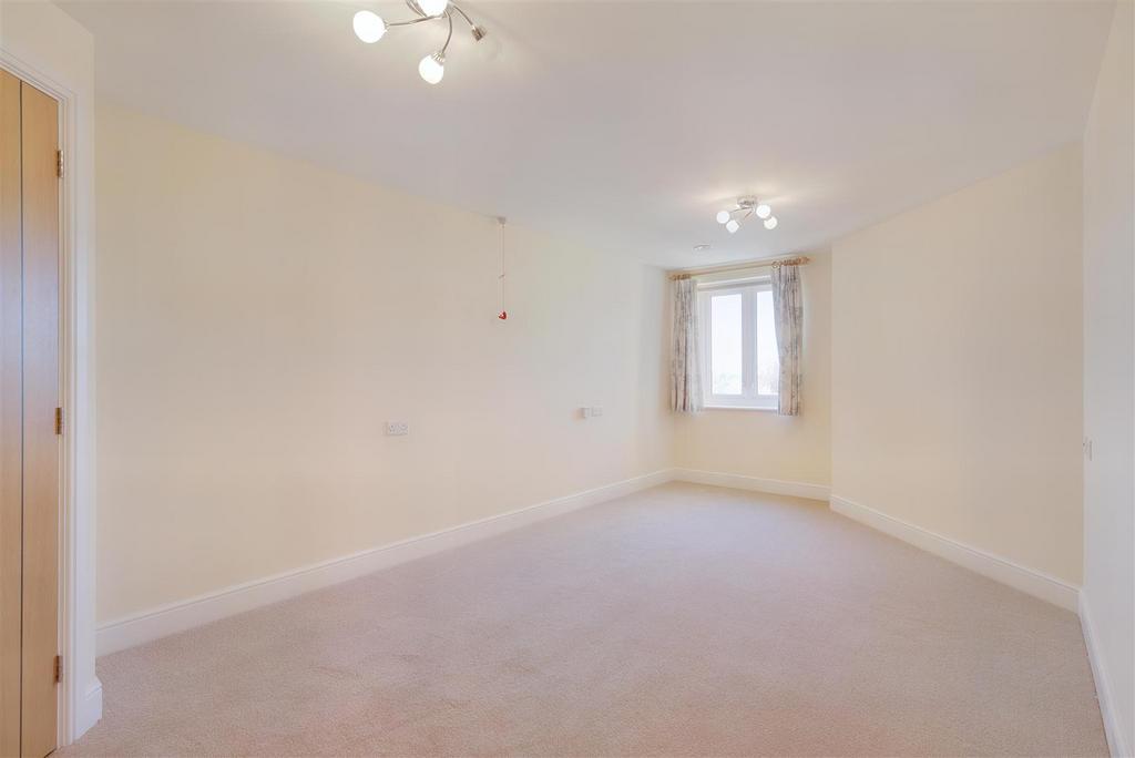 8550319-interior01.JPG