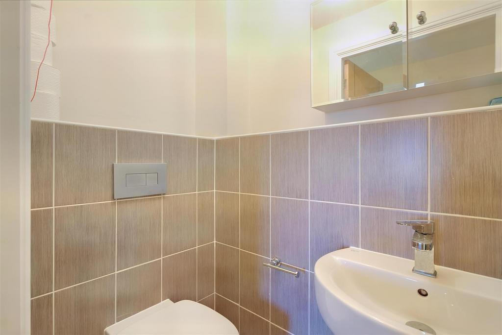 8550319-interior13.JPG