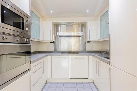 2 bedroom apartment for sale, Western Gateway, London E16