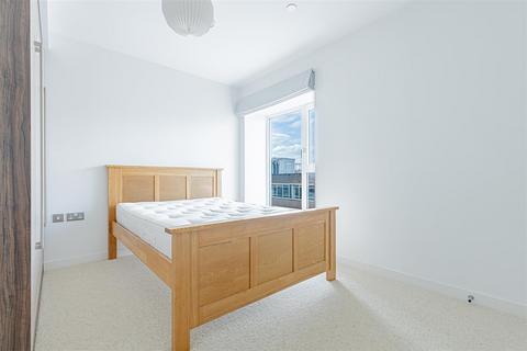 2 bedroom apartment for sale, Avantgarde Place, London E1