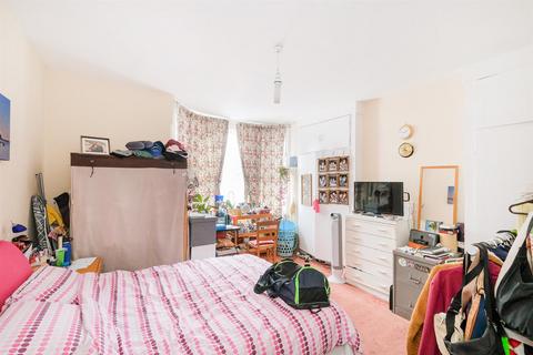 3 bedroom house for sale, Leonard Road, Chingford
