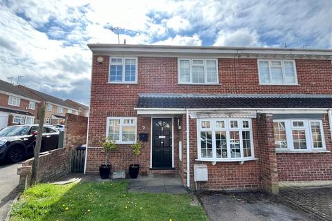 4 bedroom semi-detached house for sale, The Squirrels, Bushey