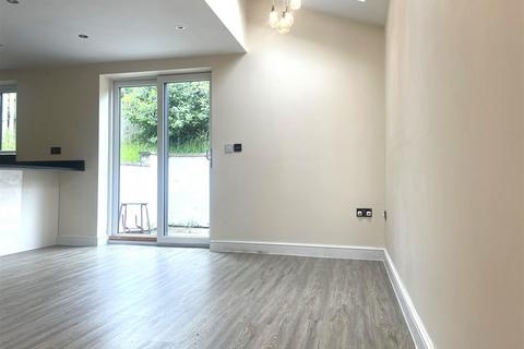 3 bedroom terraced house for sale, Upper Fold, Holmfirth HD9