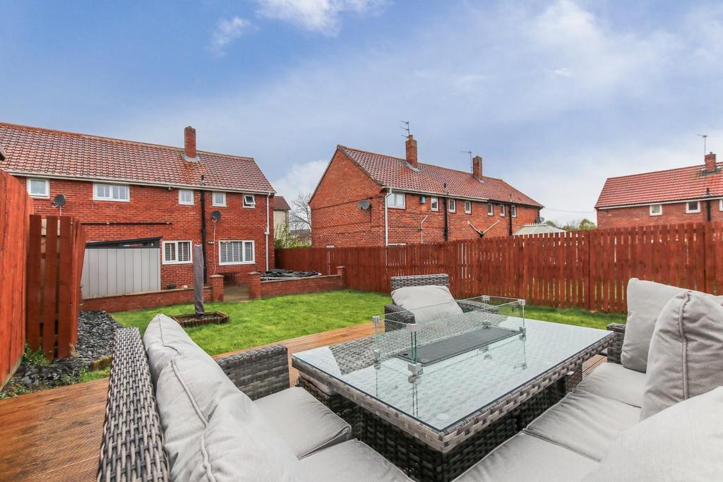 Merlin Place, Longbenton, NE12 3 bed semidetached house for sale £
