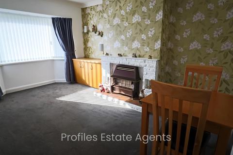 3 bedroom semi-detached house for sale, Gwendoline Avenue, Hinckley