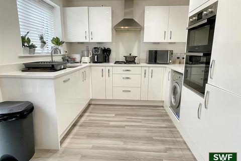 3 Archway Drive, Priorslee, Telford, TF2 9WH