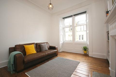 2 bedroom flat to rent, Roseburn Place, Edinburgh