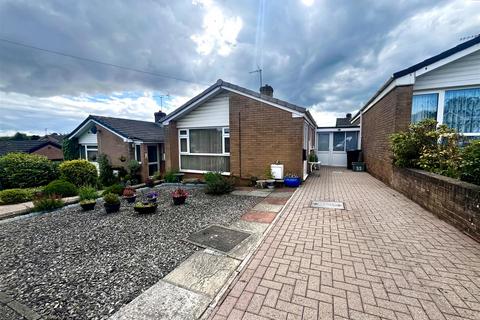 2 bedroom bungalow for sale, Lakeside Avenue, Lydney GL15