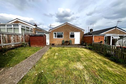 2 bedroom bungalow for sale, Lakeside Avenue, Lydney GL15