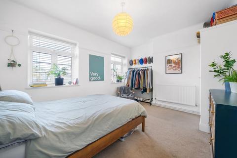 2 bedroom flat for sale, Stockwell Park Walk, SW9