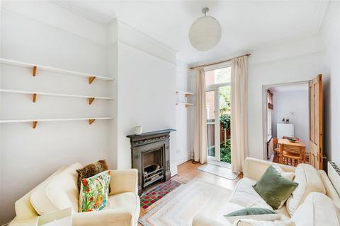 18 Durham Road, London, SW20 0TW