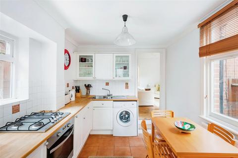 18 Durham Road, London, SW20 0TW