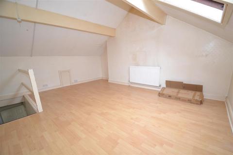 29 Bartle Lane, Bradford, BD7 4PZ