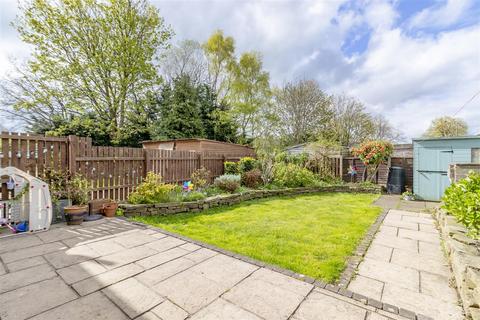 72 Broadgate Walk, Horsforth, Leeds, LS18 4HB
