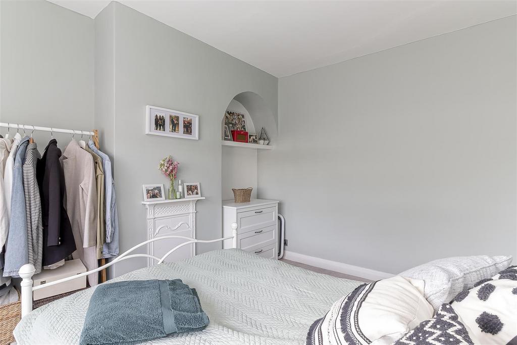 Bedroom 1 - B.jpg