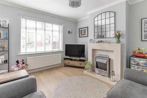 72 Broadgate Walk, Horsforth, Leeds, LS18 4HB
