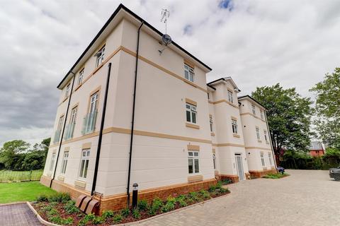 2 bedroom apartment to rent, Cloister Way, Leamington Spa