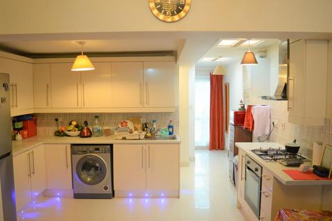 143 Queens Road, Southall, UB2 5BA