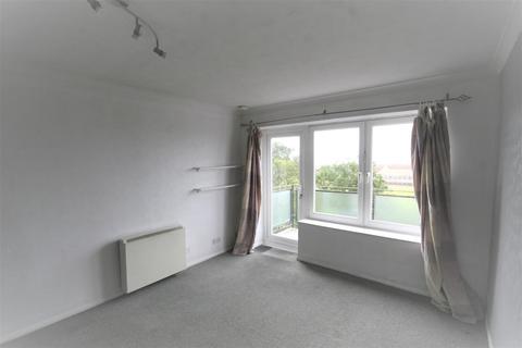 2 bedroom flat to rent, College Terrace, Brighton