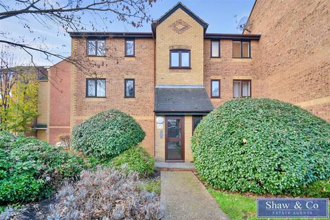 163 Burket Close, Southall, UB2 5NU