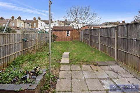 3 Tiverton Road, Hounslow, TW3 4JE