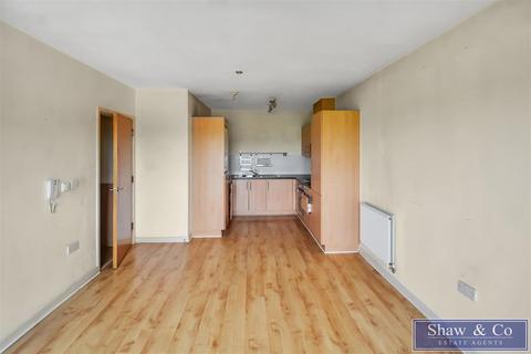 2 bedroom flat for sale, Academy Place, Isleworth TW7